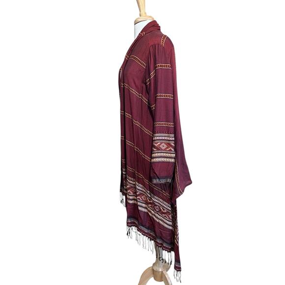 Soft Surroundings Shawl Wrap Scarf Poncho Cape Fringe Southwest Burgundy M - Picture 3 of 5